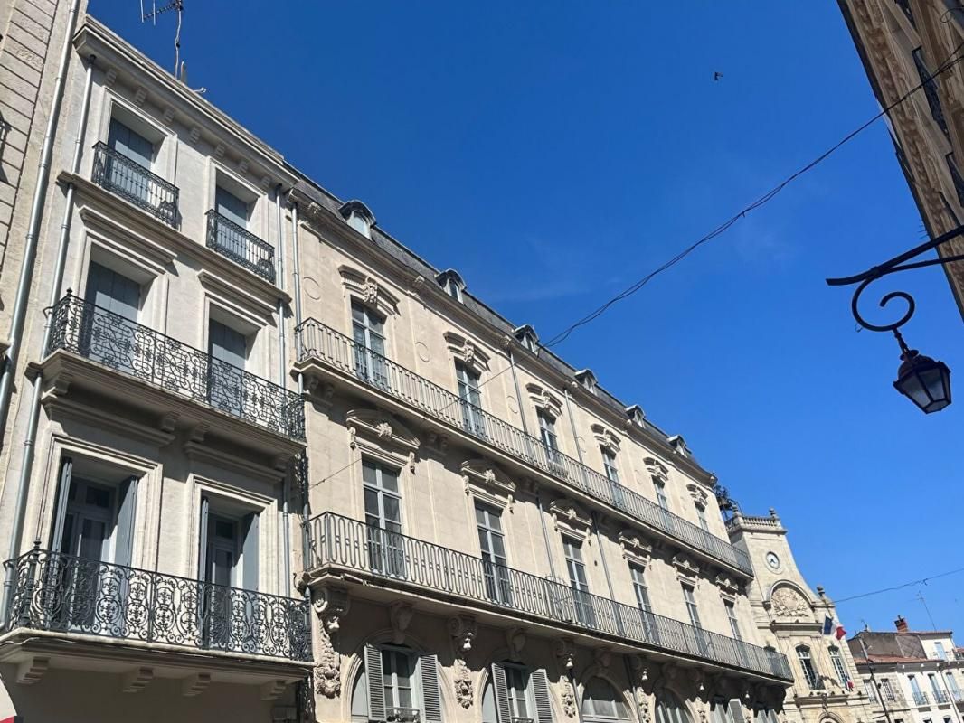 appartement (t4) centre Béziers