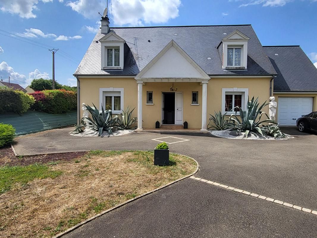Maison Joue En Charnie 6 pièce(s) 160 m2