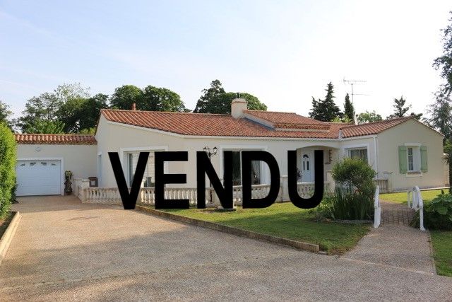 Maison Lucon 4 pièce(s) 126 m2