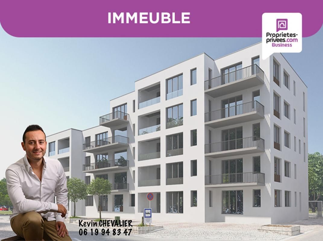 Immeuble Istres 14 pièce(s) 500 m2