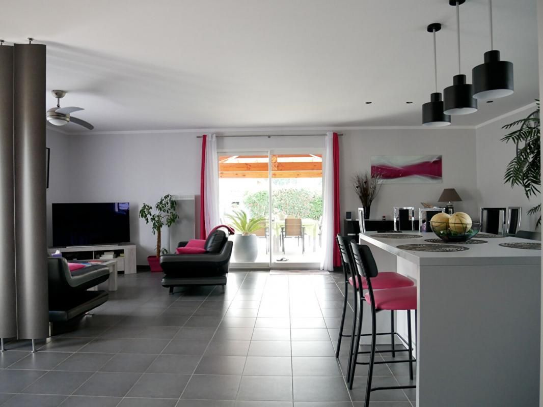 CARBONNE Maison Carbonne de 100 m² avec 3 chambres, piscine et garage 4