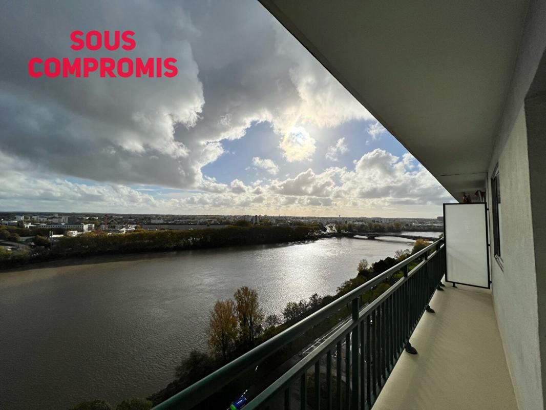 Appartement 3 pièce(s) 71 m2 avec vue dégagée sur la Loire