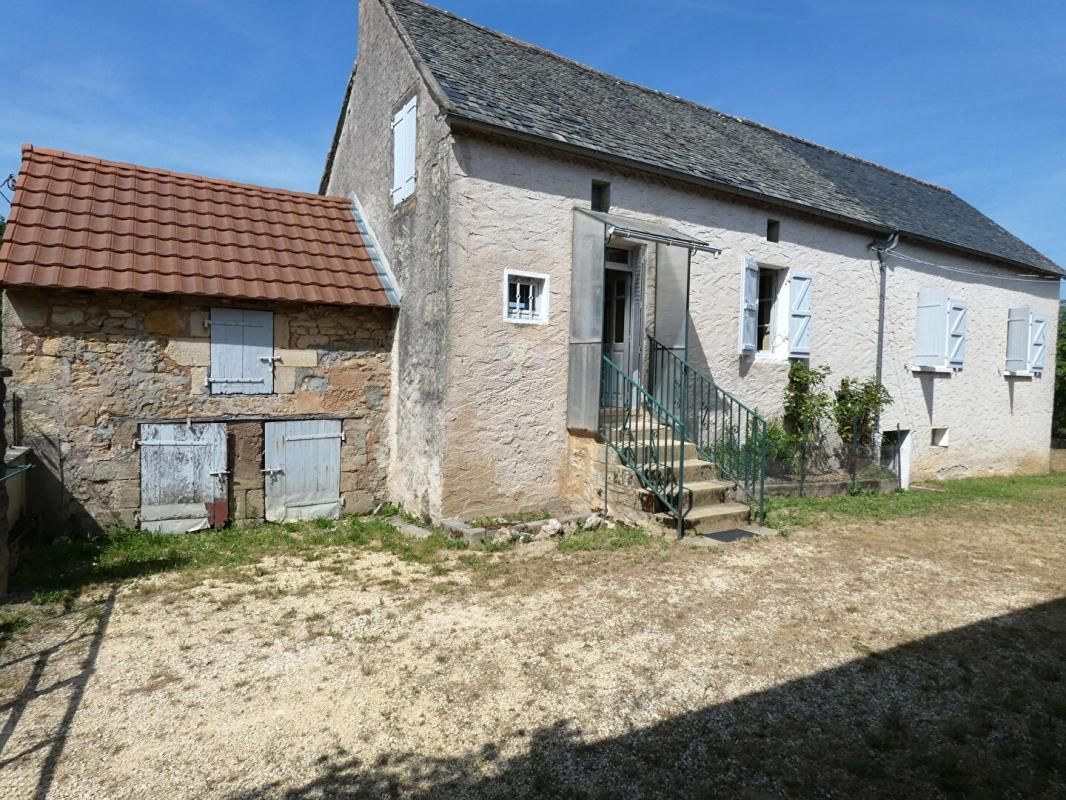 Maison 90M² / grange / terrain 1,5 hectares environ