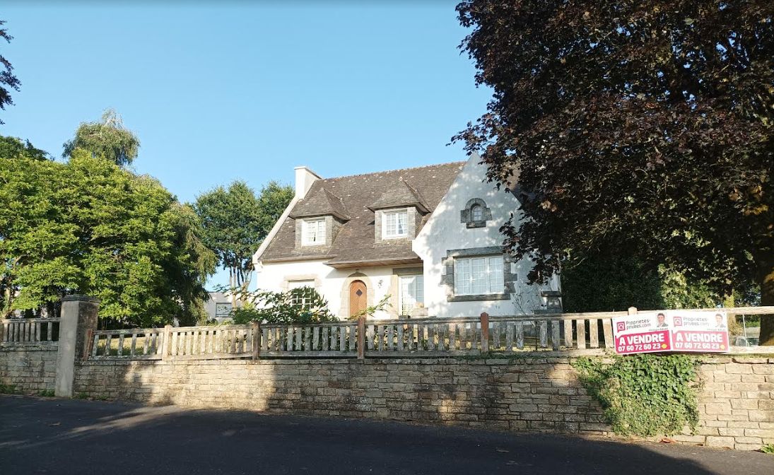 29520 Châteauneuf du Faou maison familiale avec 2 chambres en Rez-de-chaussée