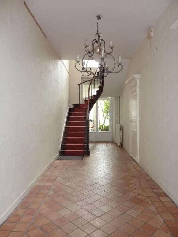 Maison Cholet 10 pièce(s) 280 m2  dont un appartement indépendant