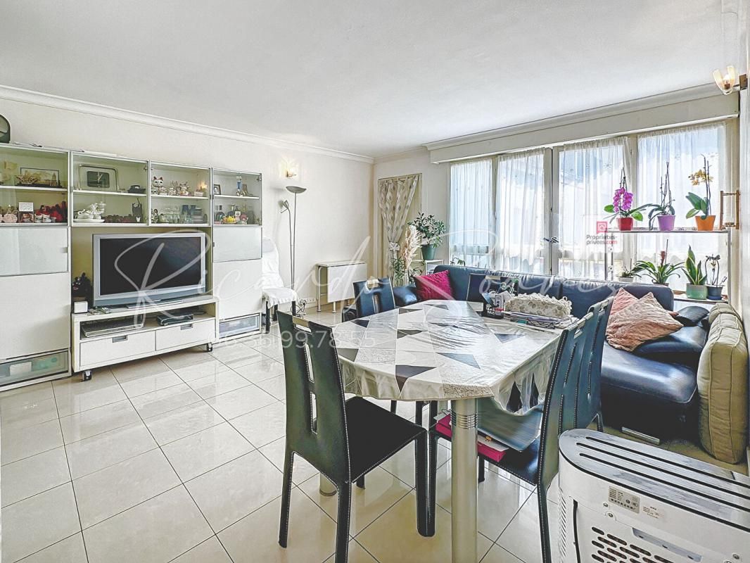 PARIS-10E-ARRONDISSEMENT BELLEVILLE - APPARTEMENT 101M2, 5 PIÈCES, 4 CHAMBRES, CAVE, PARKING 2