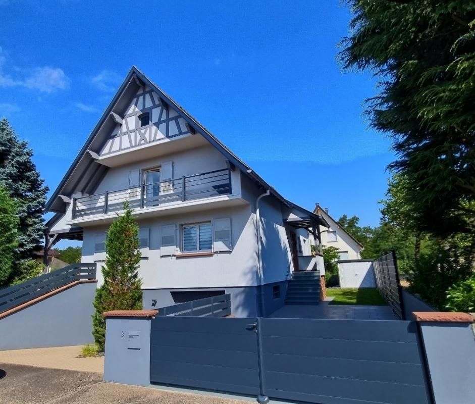 GRANDE MAISON A OBERHOFFEN SUR MODER