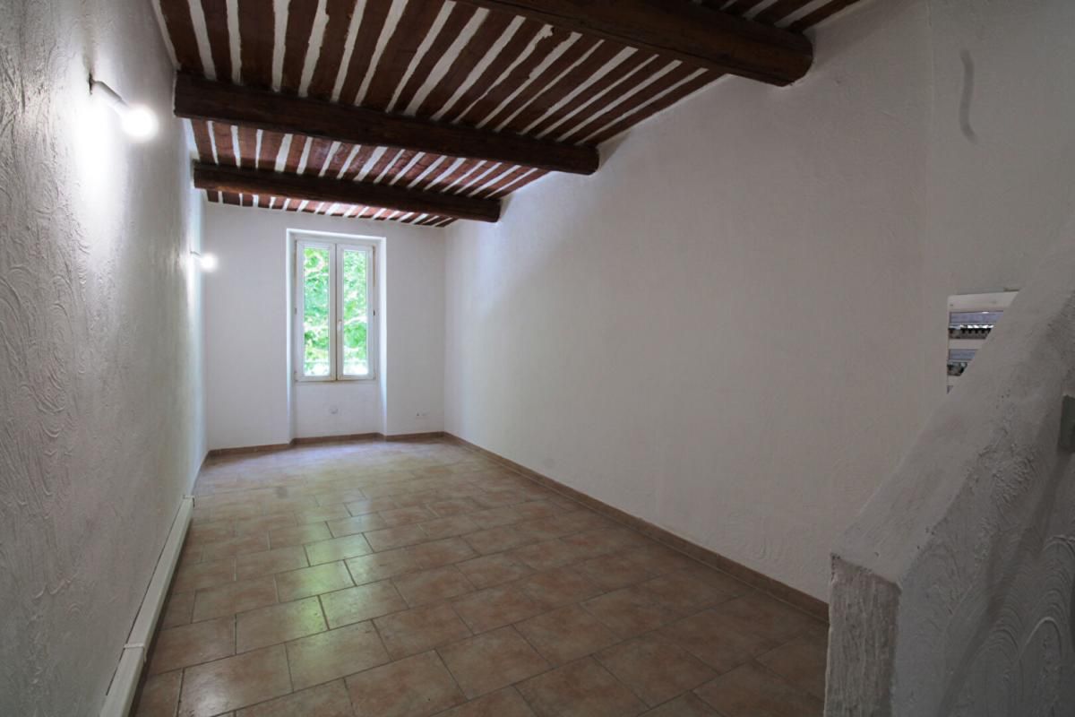 Graveson 13690 - Appartement en duplex 3 pièces 55 m2