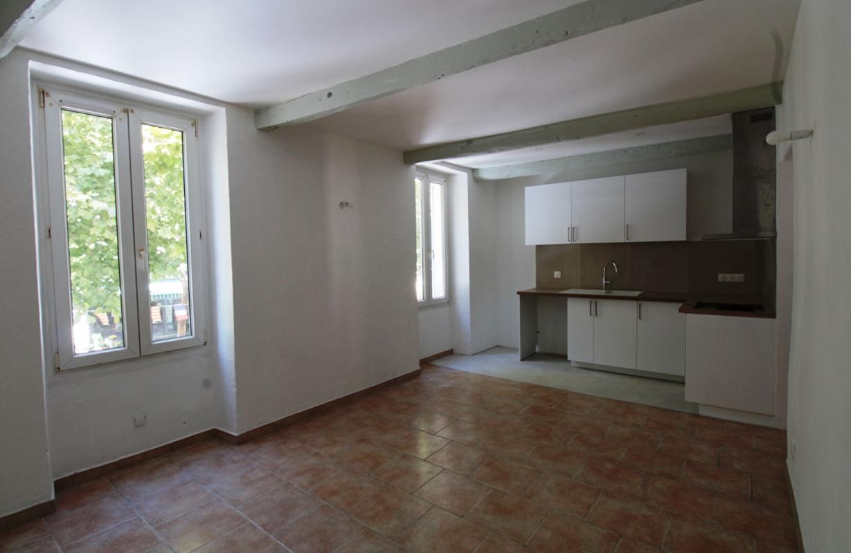 GRAVESON 13690 - Appartement 3 pièces 47 m2