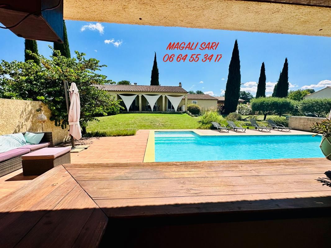 Villa Saint Hilaire De Brethmas 6 pièce(s) 150 m2