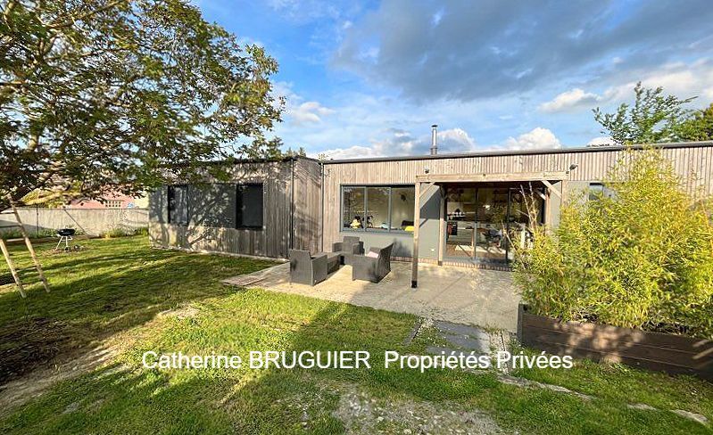 Maison de charme centre village 90 m2, 3 chambres jardin