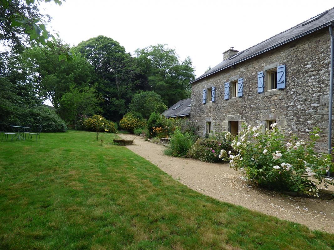 Longère au calme de la campagne Elvinoise 180 m2