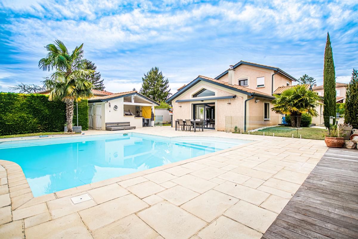 Maison Neyron 7 pièce(s) 182 m2