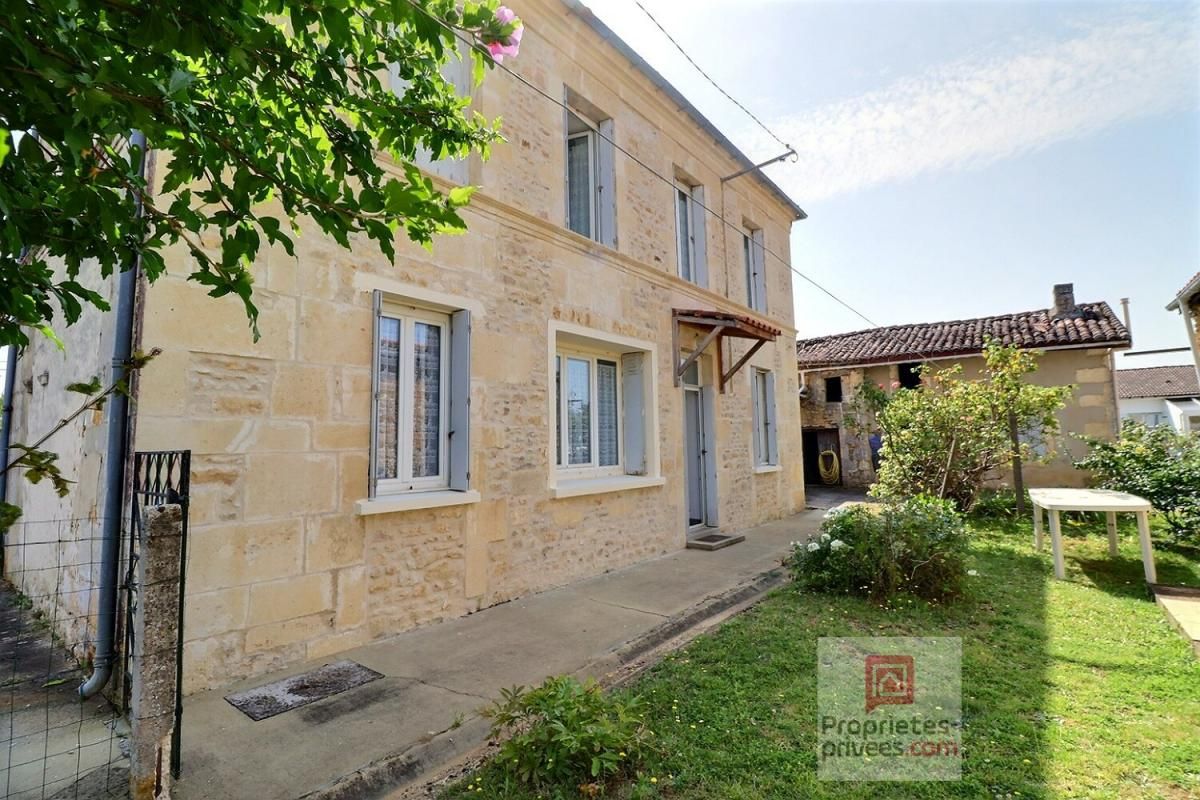 COGNAC Maison 7 pièces 99 m2 avec garage, dépendances + une ancienne maison à rénover 2