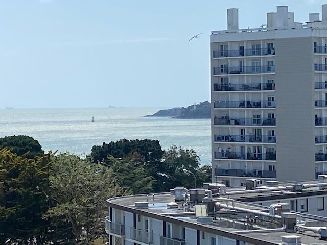 Appart St Nazaire 80 m2 / vue mer et estuaire -  Cave/ Place de stationnement  extérieure