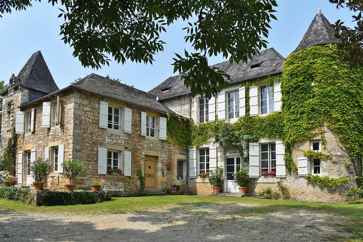 Maison de caractère Condat Sur Vezere 9 pièce(s) 241 m2