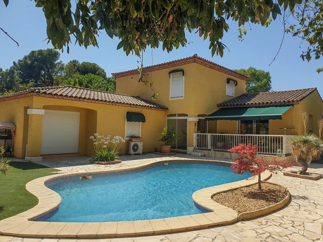 Villa Gigean 6 pièce(s) 190 m2