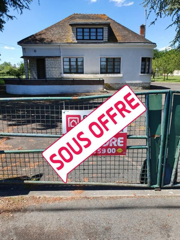 Maison des années 70 6 pièces + dépendances proche CHATEAUROUX