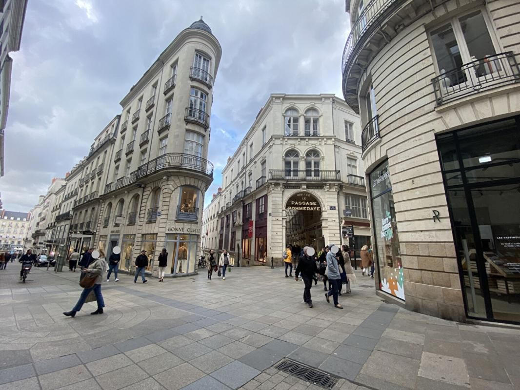 NANTES NANTES CENTRE - LOCATION LOCAL COMMERCIAL PMR 138 m² 4