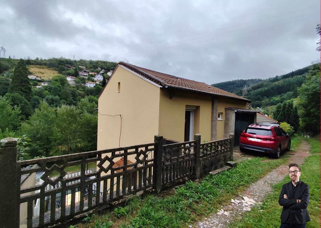 Maison de 120m² avec TERRASSES, JARDIN et un GARAGE
