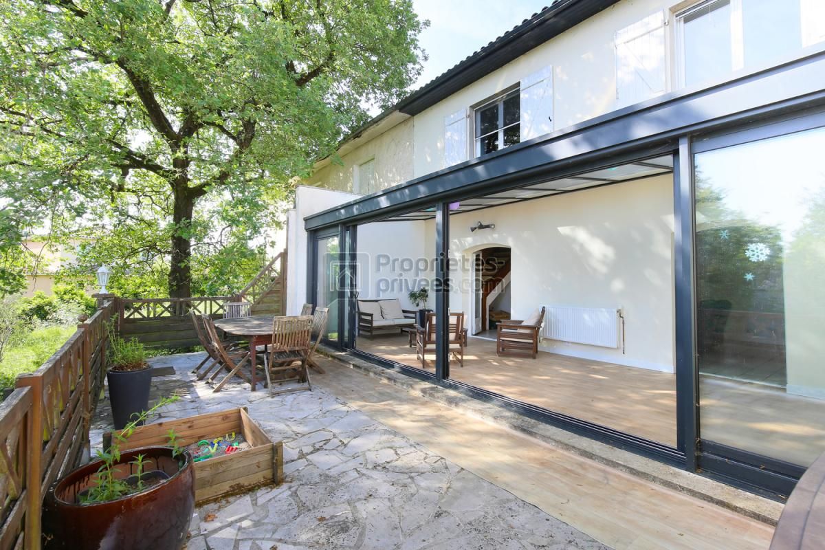 MONTAIGUT-SUR-SAVE MAISON FAMILIALE 5 CHAMBRES + 1 BUREAU 4