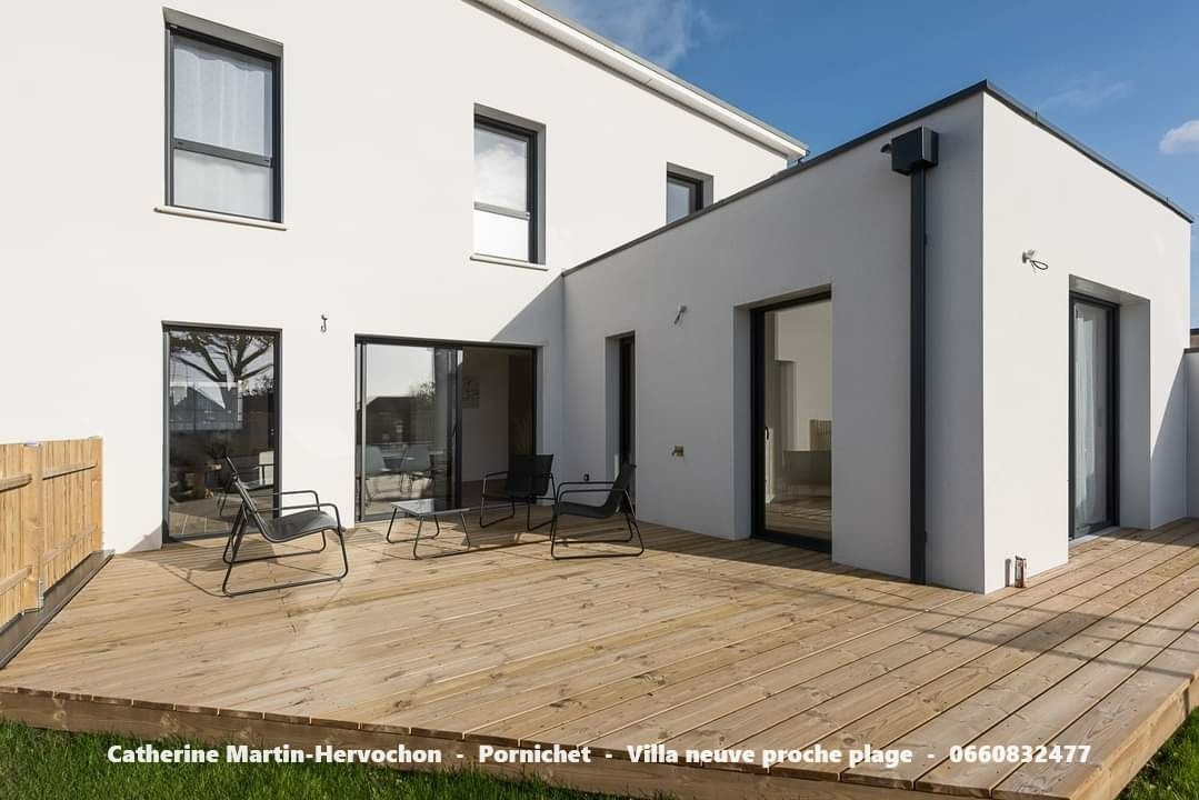 Villa 4 chambres dont 1 suite au RDC proche plage - Belles prestations - Frais réduits - Fin 2023