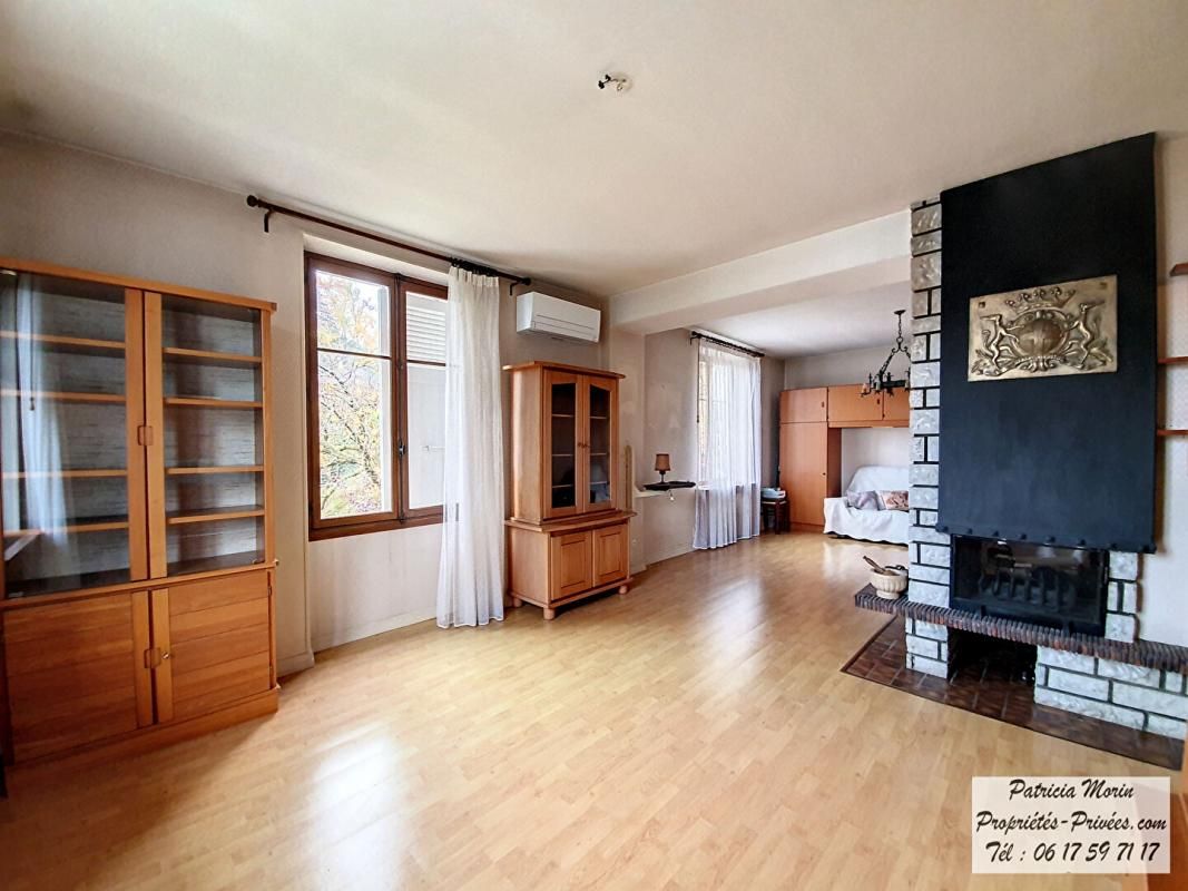 Maison Chambery 16 pièce(s) 290 m2