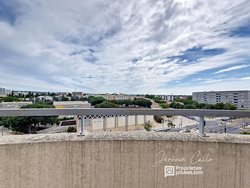 NIMES Appartement Nimes 3 pièce(s) 66 m2 + 2 PP 1