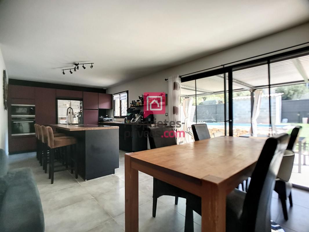 Villa  4 CHAMBRES, Rougiers 83170