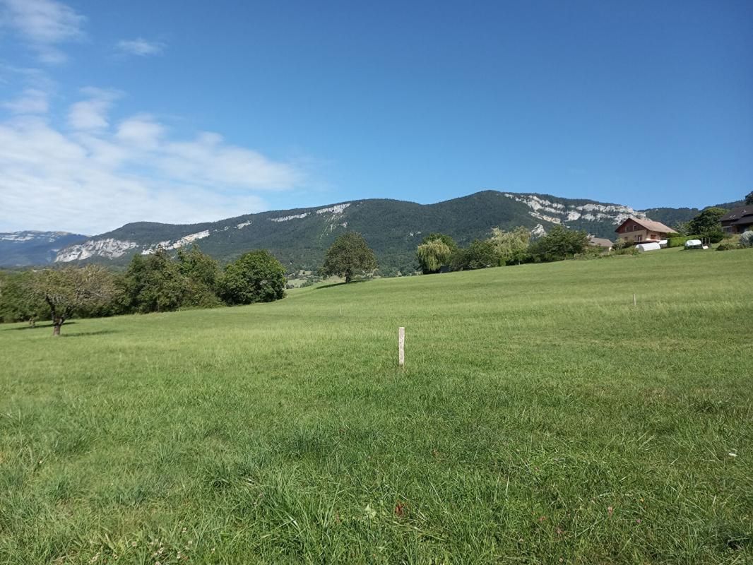 73100,terrain constructible , Montcel, 1275 m2  , à viabiliser