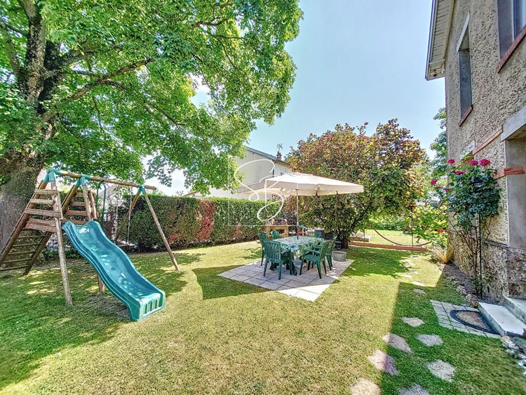 Maison 4 chambres 138 m² Bazancourt