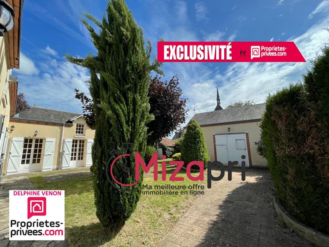 Exclusivité - Maison + dépendances sur un terrain de 1200 m² en centre bourg de Saint Martin D Abbat