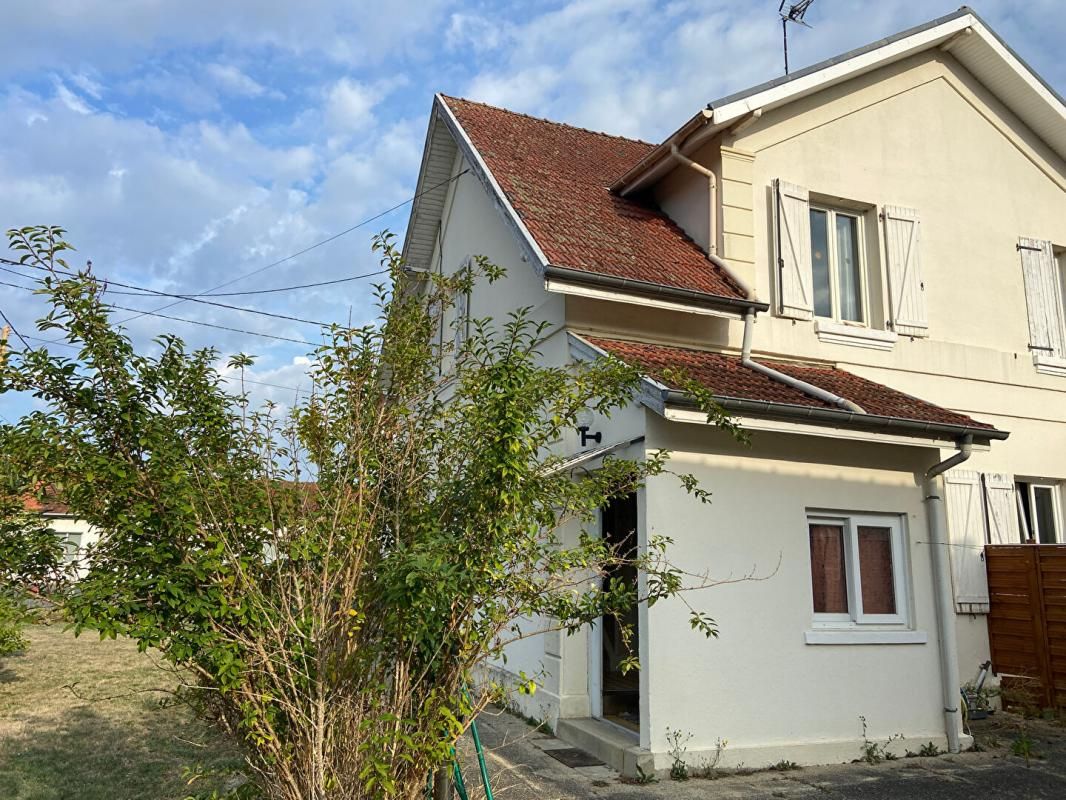 Maison Precigne 4 pièce(s) 66 m2