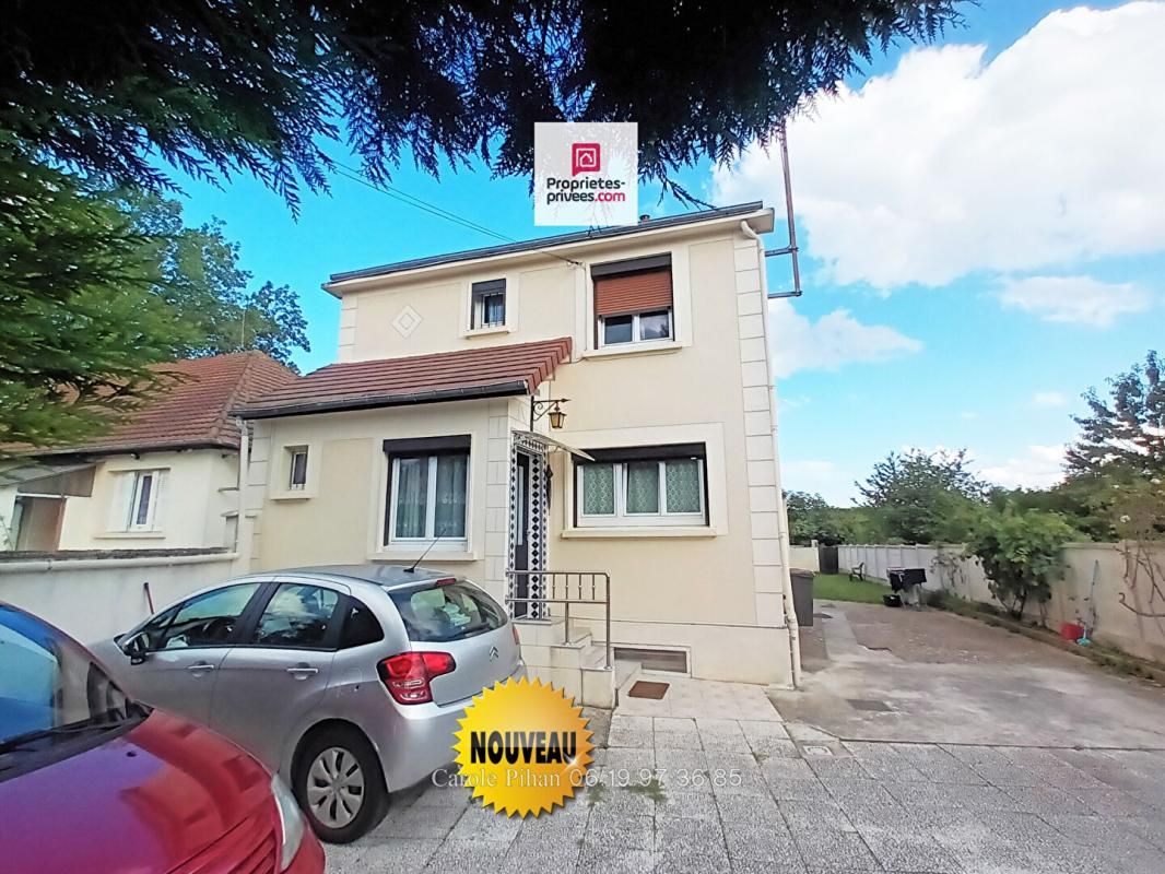 Maison Dreux proche gare avec grand terrain arboré arbres fruitiers