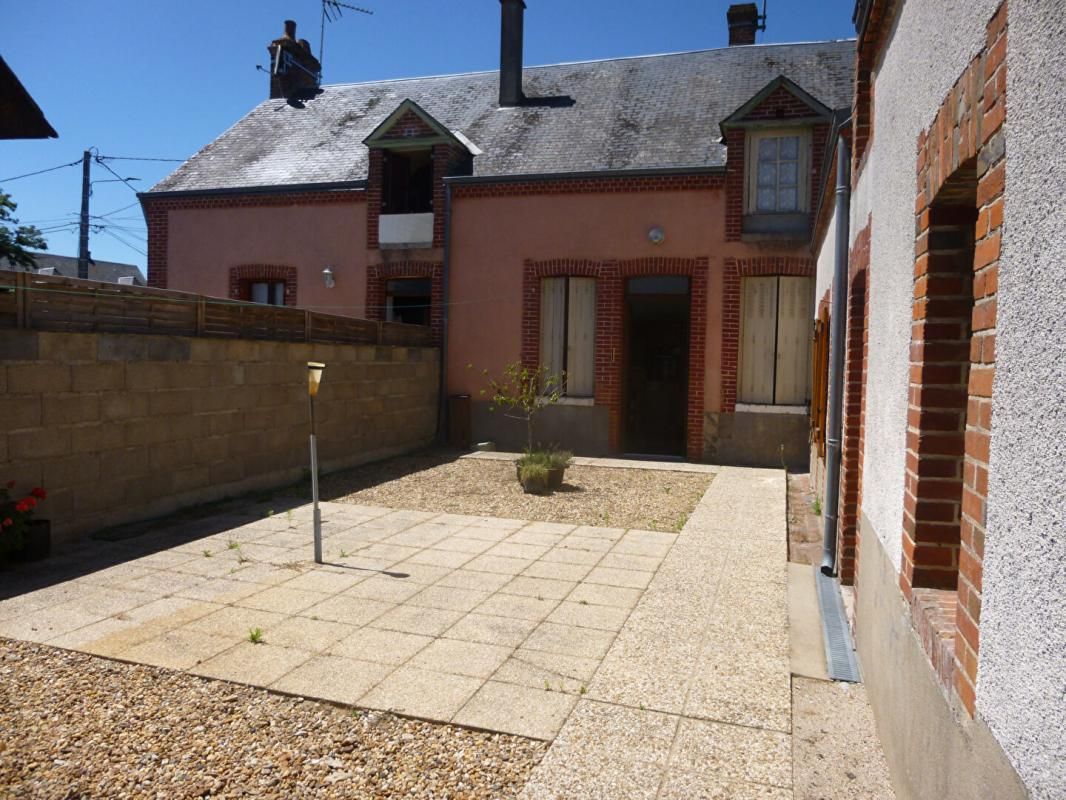 SULLY-SUR-LOIRE Maison Sully Sur Loire 2