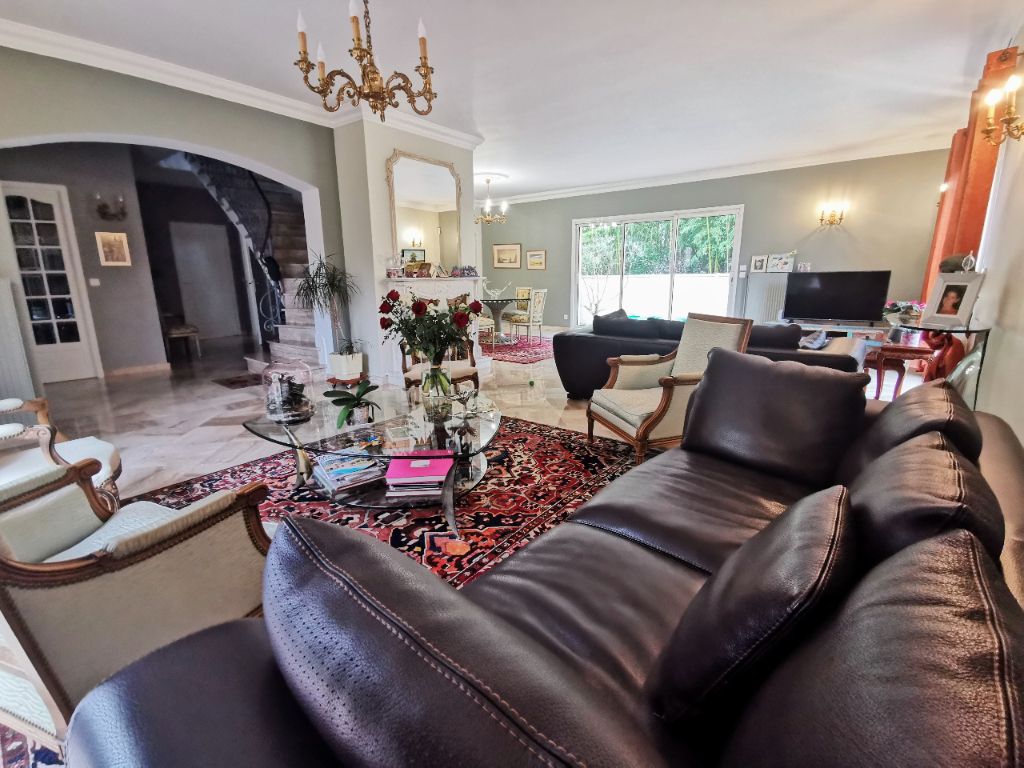 Maison Merignac 6 pièce(s) 181 m2