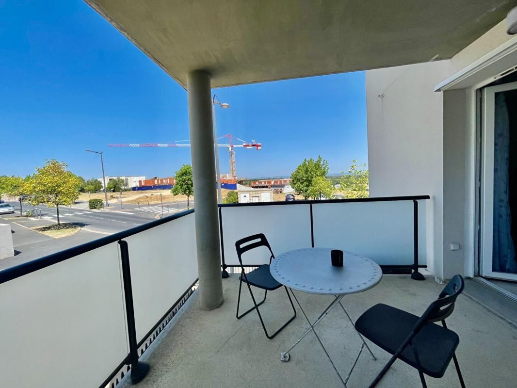Appartement T2 avec terrasse à Béziers - 105 990 euros