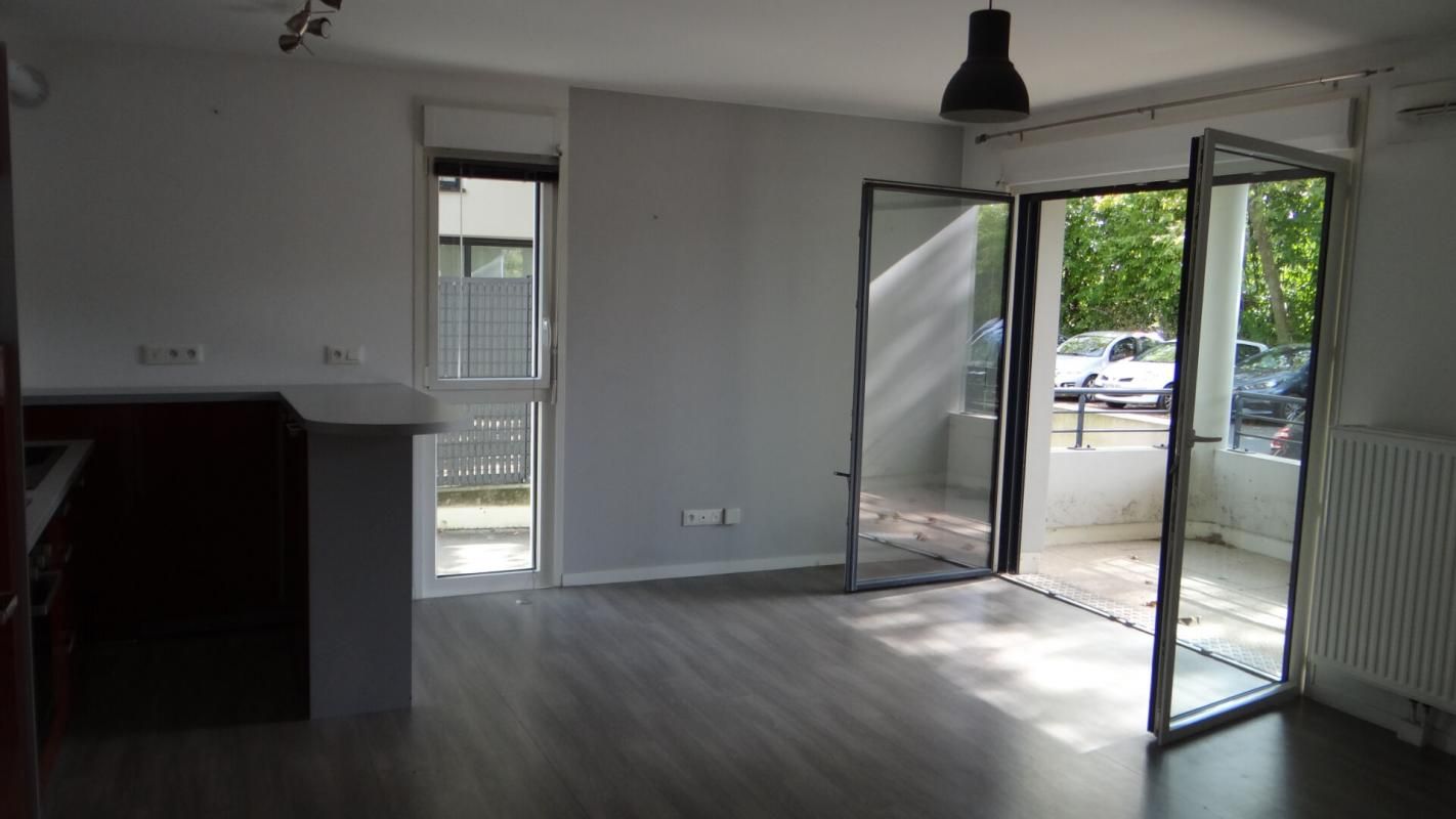 Appartement PMR Clisson 45.84 M² . 2 P . 1 Ch . 1 Place parking . 1 Terrasse