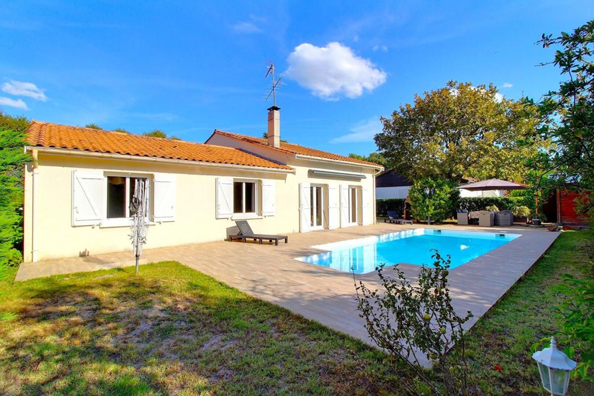 MAISON 121M² 5 PIECES MARTIGNAS