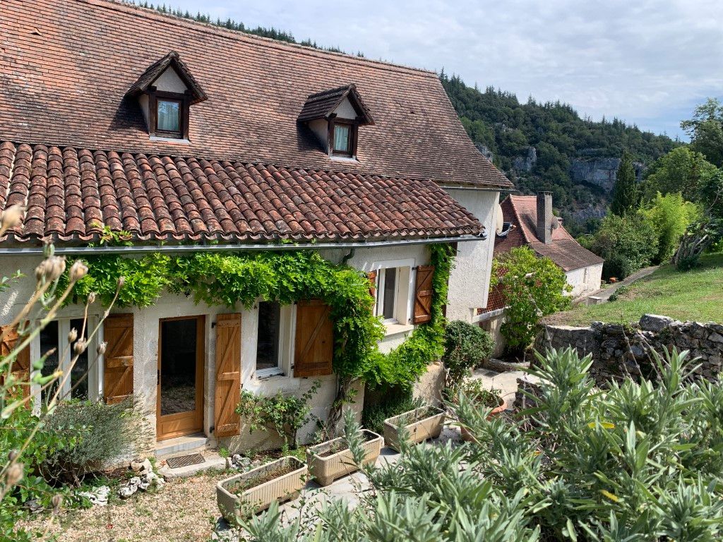 Maison de village avec jardin