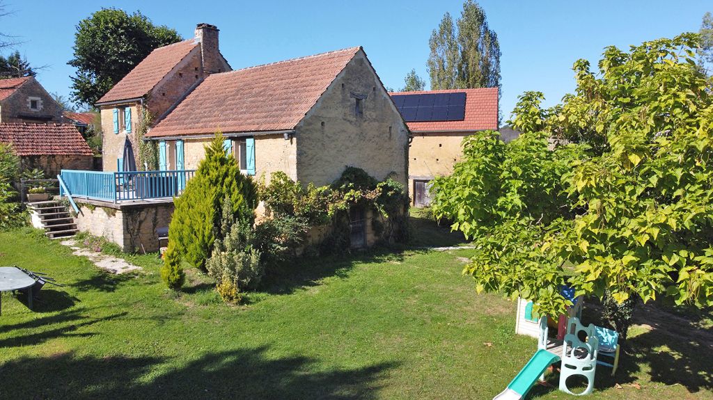 Corps de ferme gîtes Marquay 9 pièce(s) 137 m2