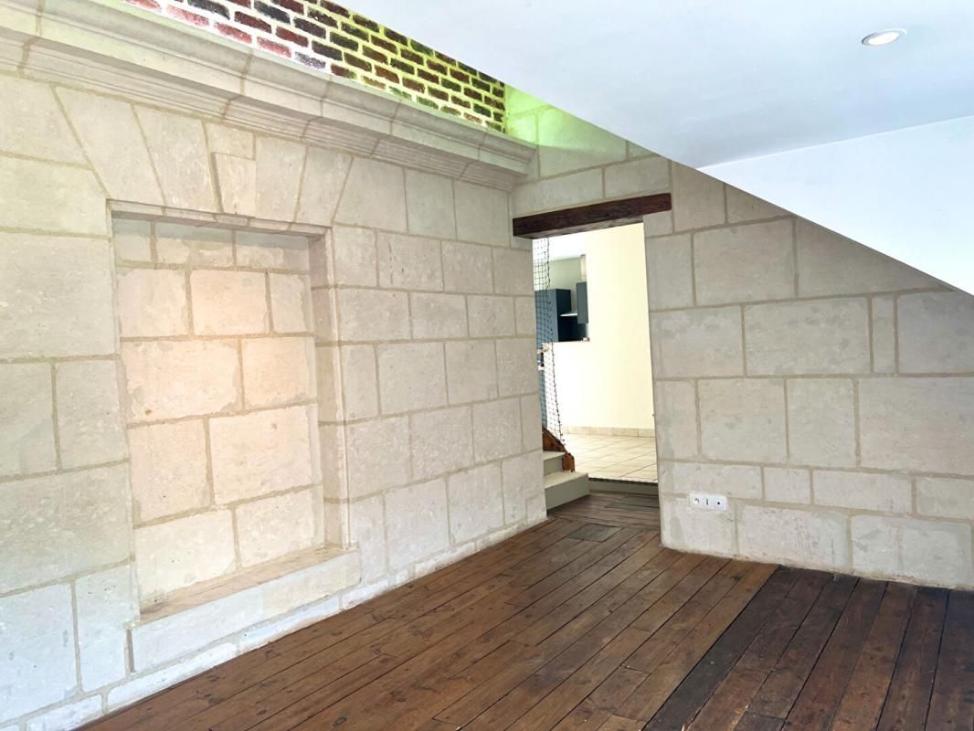 VENDOME APPARTEMENT 4 CHAMBRES