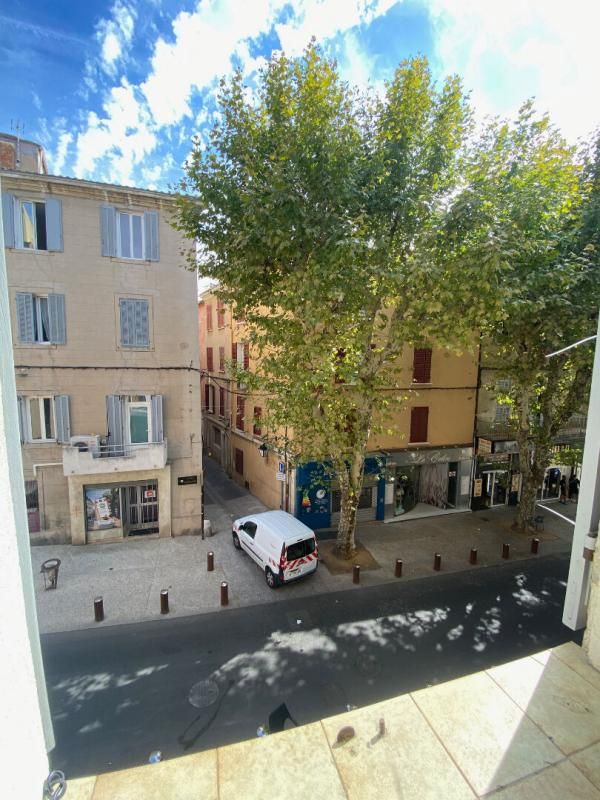AUBAGNE Exclusivité, Aubagne hyper centre, appartement traversant de type 3 1