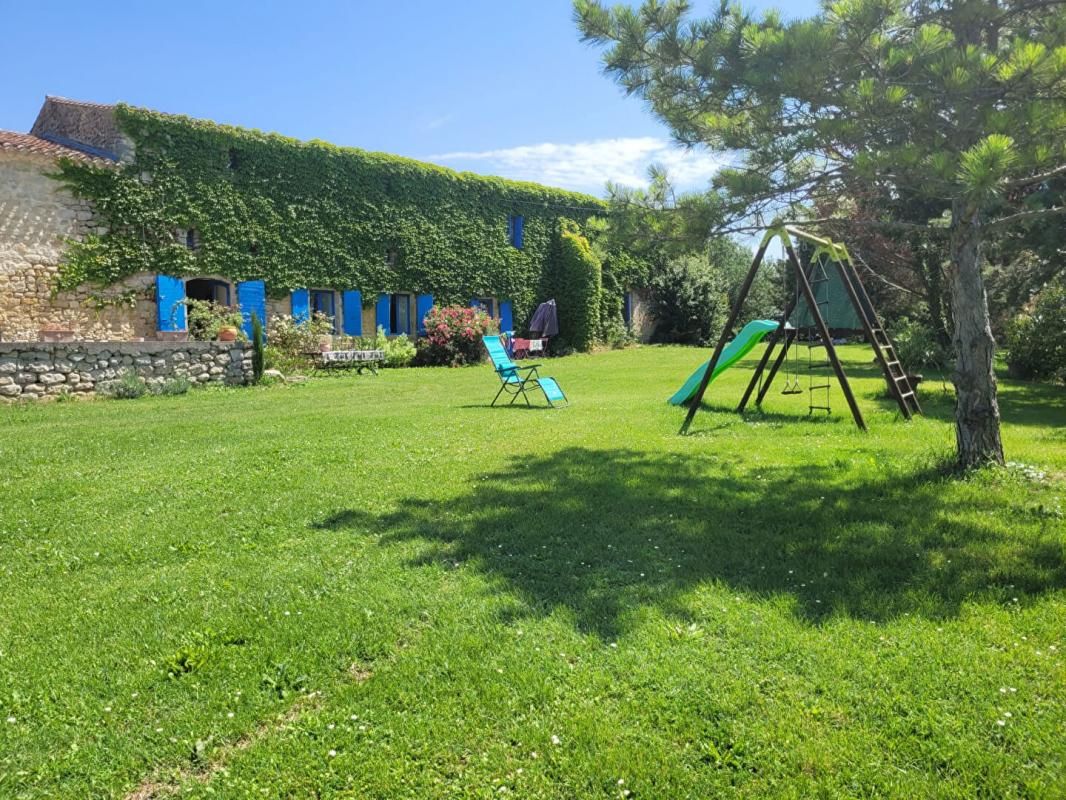 SAINTE-CAMELLE Demeure de prestige Ste Camelle 12 pièce(s) 360 m2 3