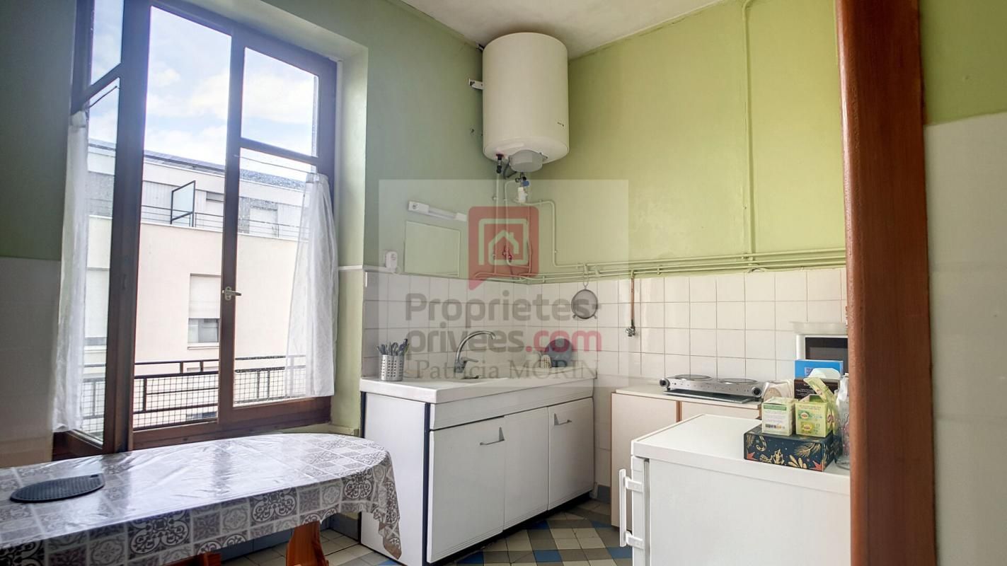 LYON-7E-ARRONDISSEMENT Appartement Lyon 2 pièce(s) 34.70m2 1