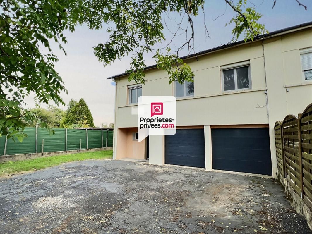 Maison T5 d'env. 95m² avec 4ch et double garage fermé proche du Centre de COULOUNIEIX (24660)