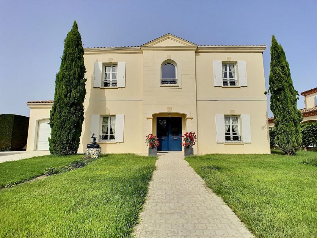 Vente Maison 215m2 SAINT-MEDARD-D'EYRANS (33650)