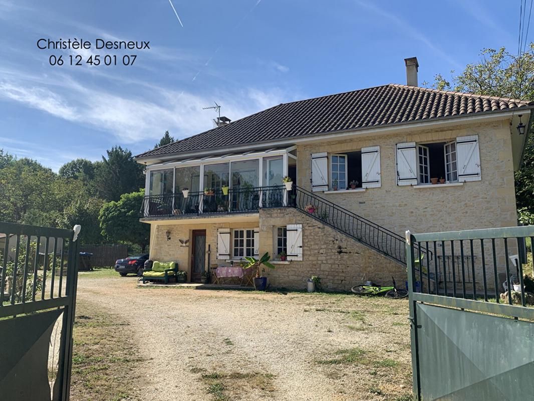 Maison en pierre avec appartSarlat La Caneda 6 pièce(s)