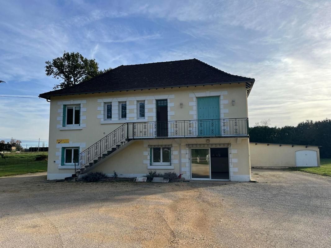 Maison 210 m² 5 chambres sur sous-sol ou 2 appartements Terrasson Lavilledieu
