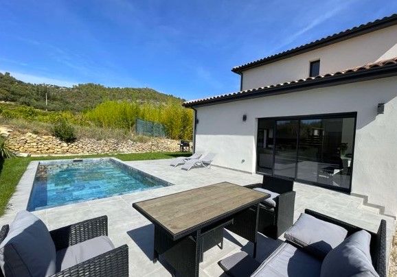 Villa 152 m2 + Piscine + Garage